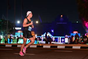 BIB: 4593
                            <button type="button" onclick="openModal(15057379)" class="btn btn-primary btn-sm float-right btn-popup" data-toggle="modal" data-target=".modal-high-quality">
                        <i class="fas fa-shopping-cart"></i> Add to Cart
                    </button>
                                            <button type="button" onclick="isThisMe(15057379, true)" class="btn btn-success btn-sm float-right btn-popup btn-isme hidden" data-toggle="tooltip" data-placement="bottom" title="นี่คือรูปของคุณใช่ไหม คลิกที่นี่เพื่อเอาเข้าอัลบั้ม">
                        <i class="fas fa-plus"></i> Add to album
                    </button>
                    <button type="button" onclick="isThisMe(15057379, false)" class="btn btn-warning btn-sm float-right btn-popup btn-isnotme hidden">
                        <i class="fas fa-ban"></i> Remove from album
                    </button>